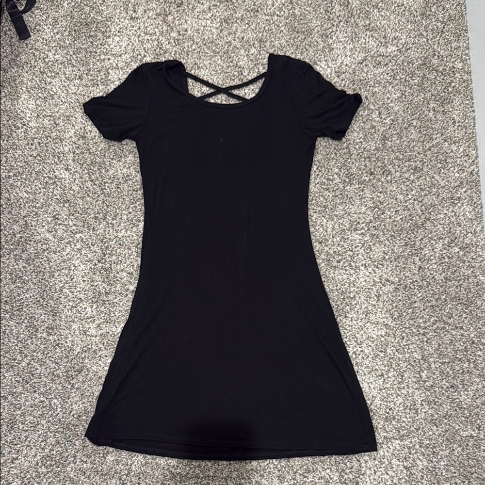Olivia Rae Black Sheath Dress Scoop Neck Cap Sleeves